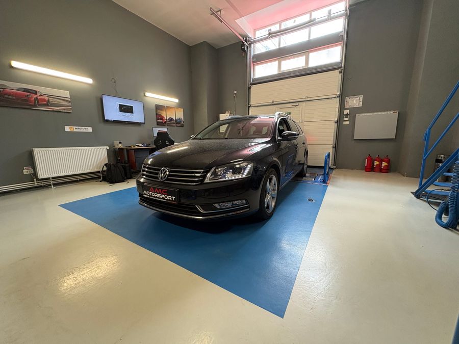 Volkswagen Passat B7 in the AMC Motorsport workshop